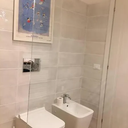 Bilocale Moderno 5 Minuti Mare, Posto Auto Cond.